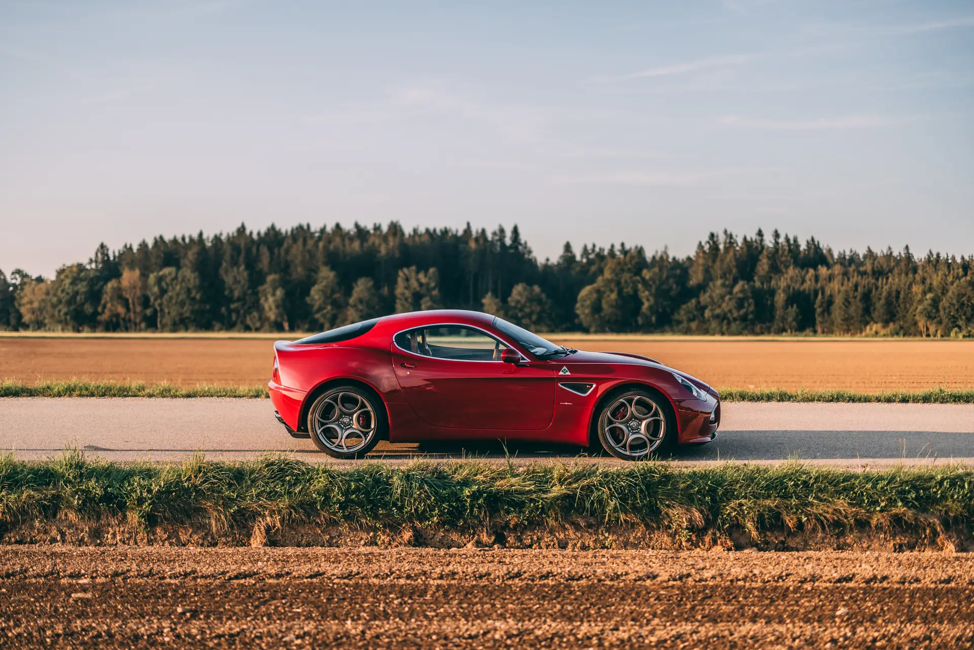 AlfaRomeo-8CCompetizione-2008-side