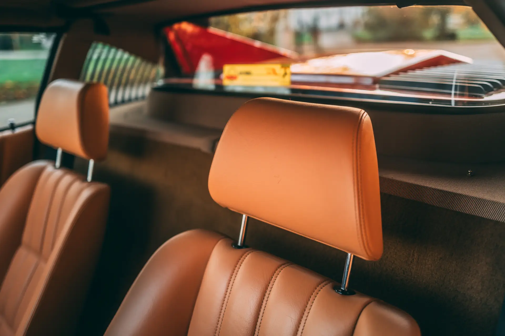 Ferrari-208TurboGTS-1986-rossocorsa-seathead