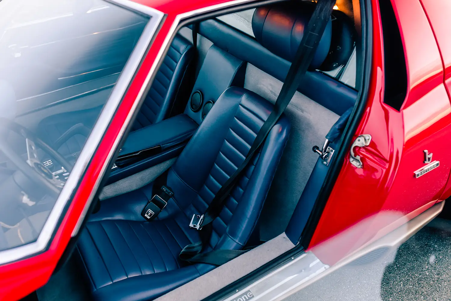 Lamborghini-MiuraP400SV-1971-rossocorsa-seats