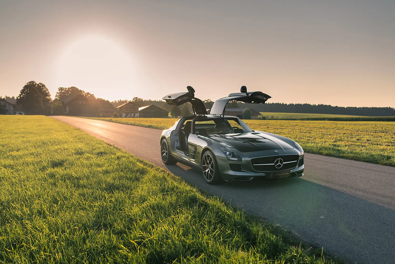 MercedesBenz-SLSAMGGTFinalEdition-2014-frontangle