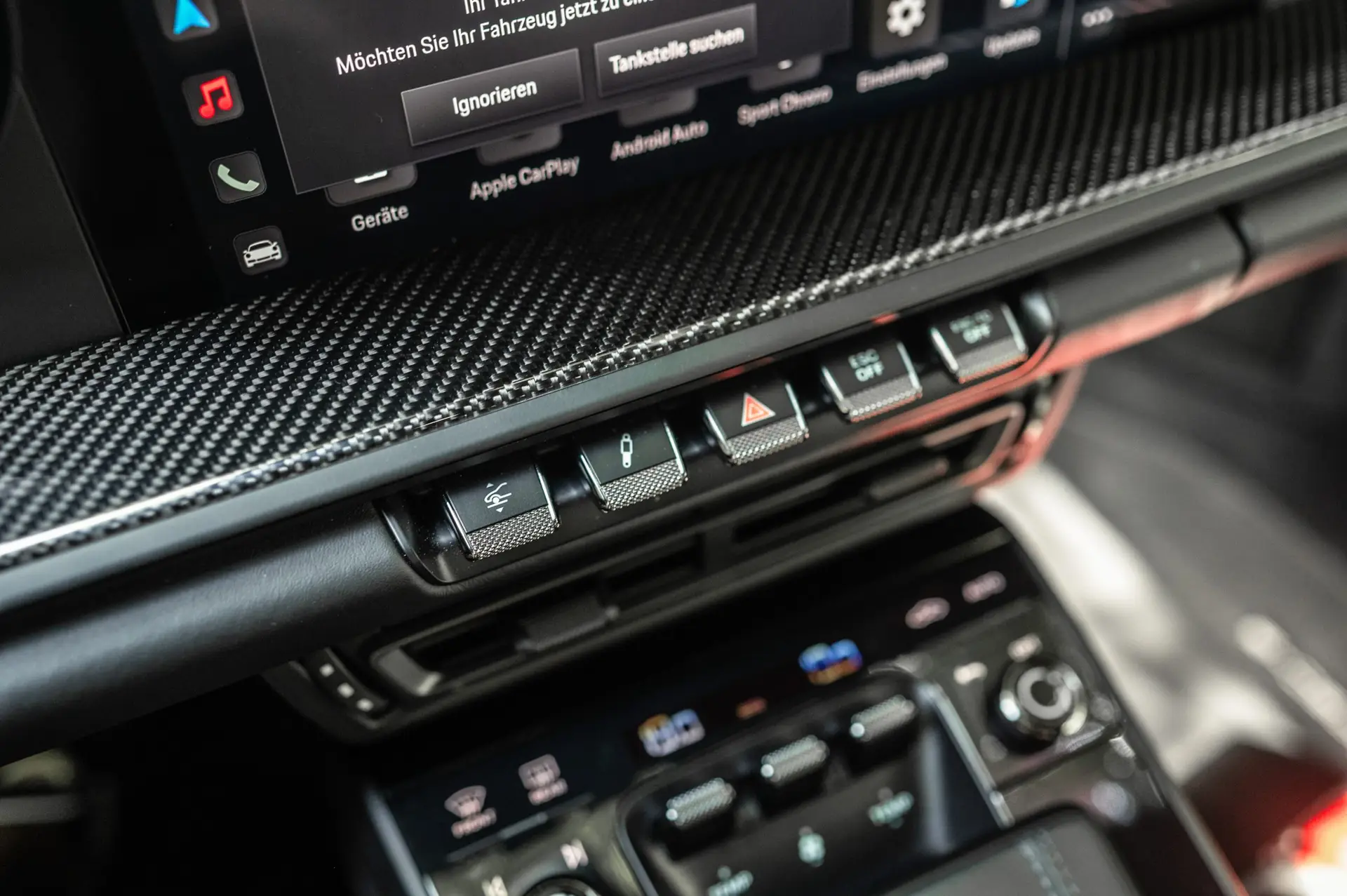 Porsche-992GT3Touring-2021-instruments