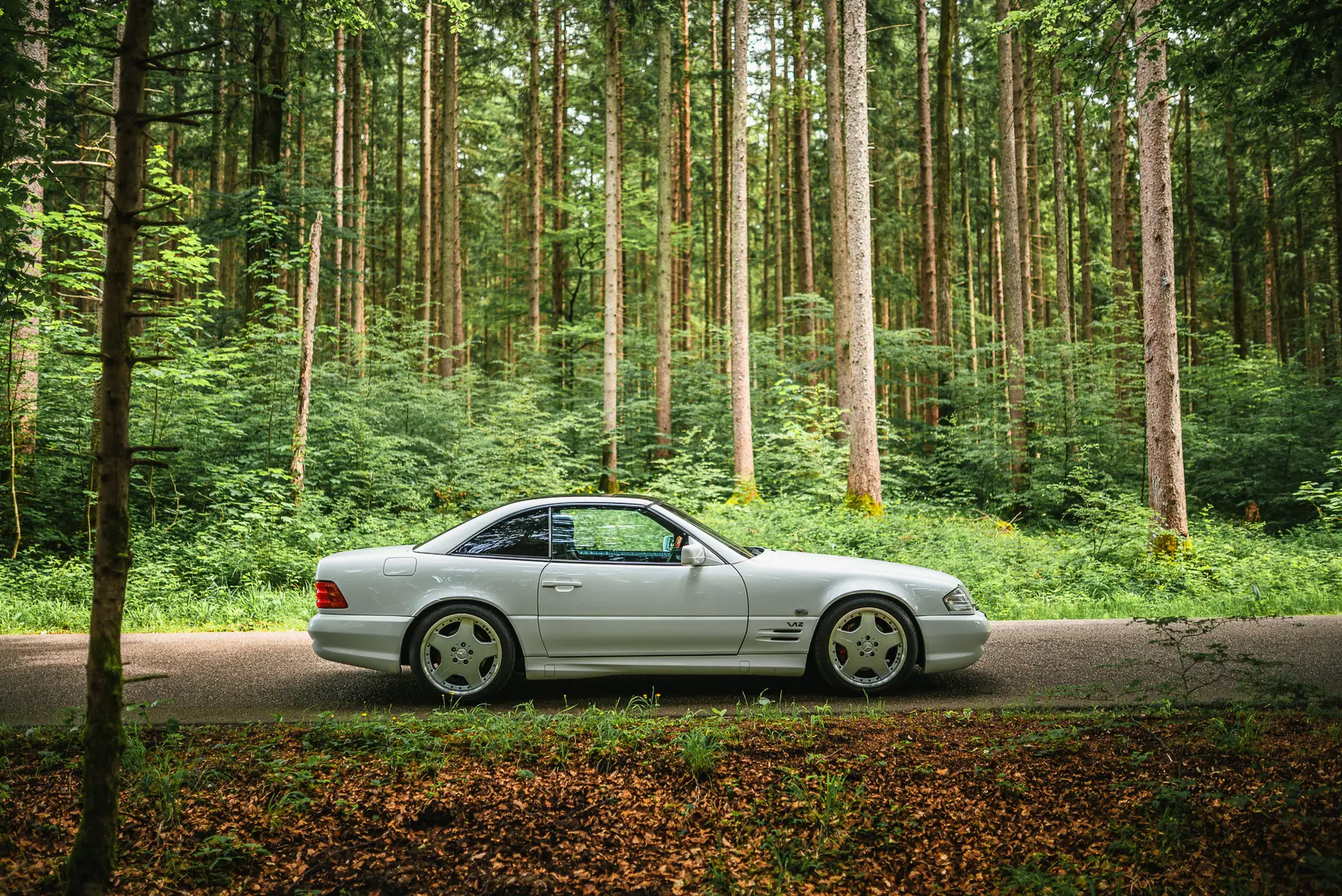 MercedesBenz-SL70AMG-1997-white-right
