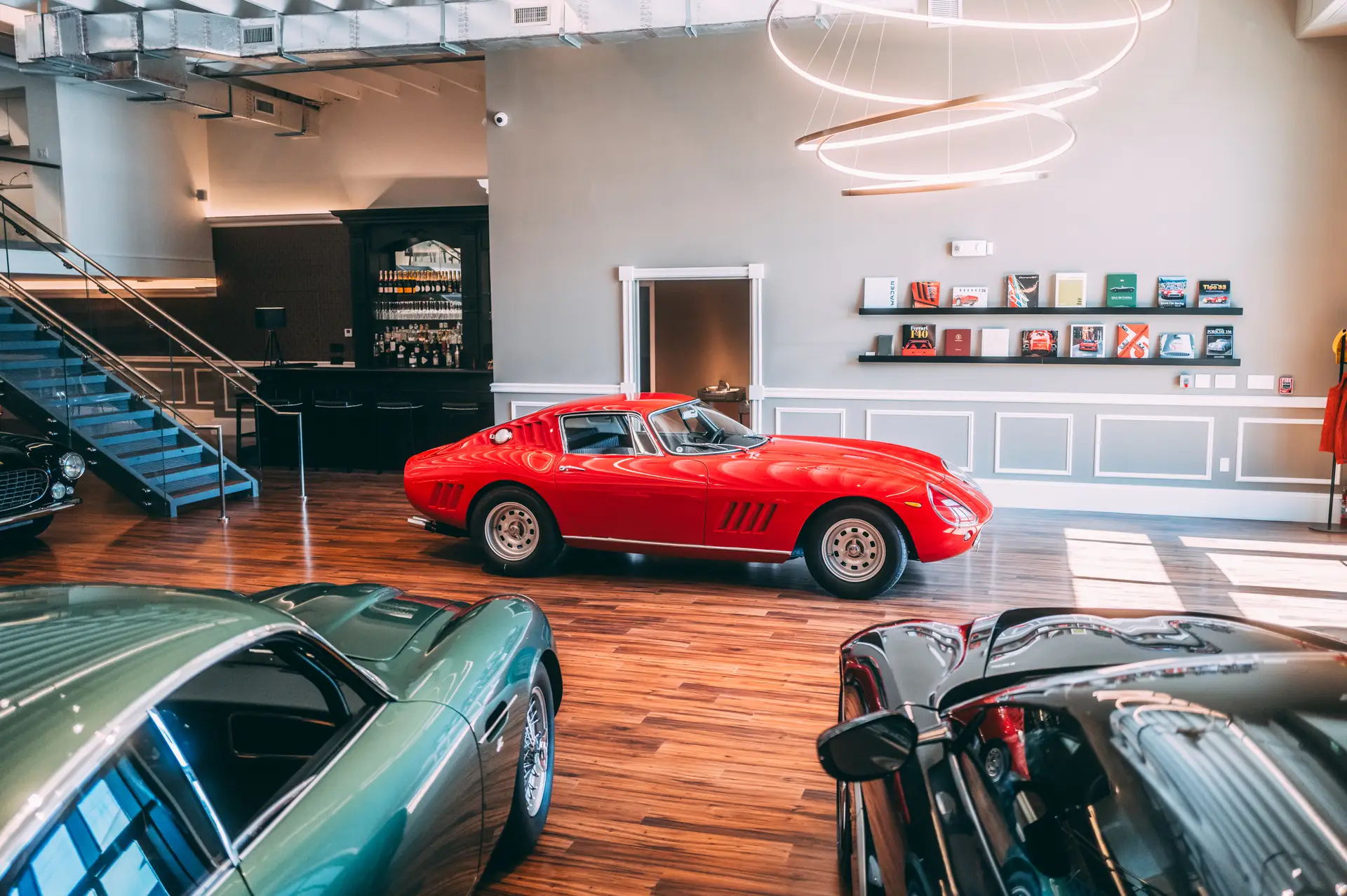 Our Miami location is looking for reinforcement!